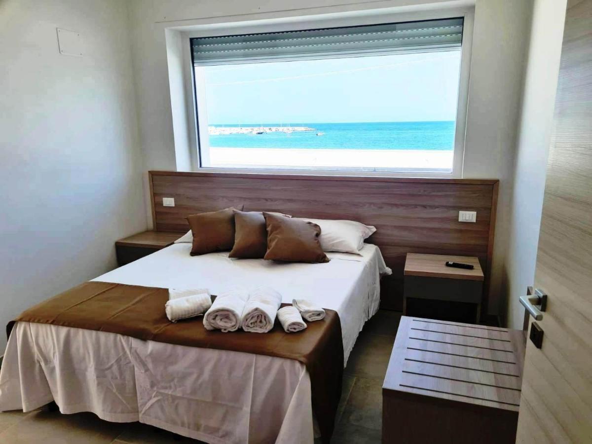 B&B A Un Passo Dal Mare Torre Canne Eksteriør bilde