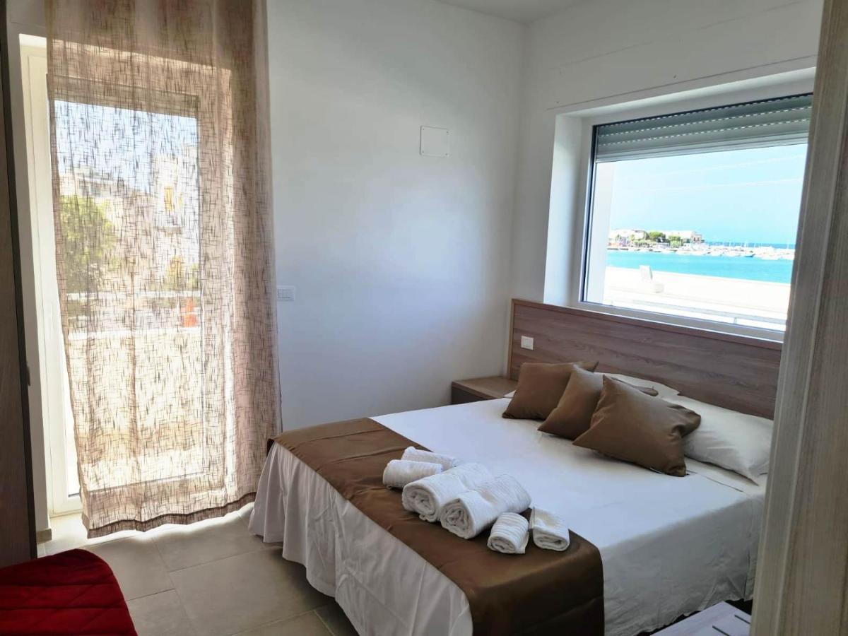 B&B A Un Passo Dal Mare Torre Canne Eksteriør bilde
